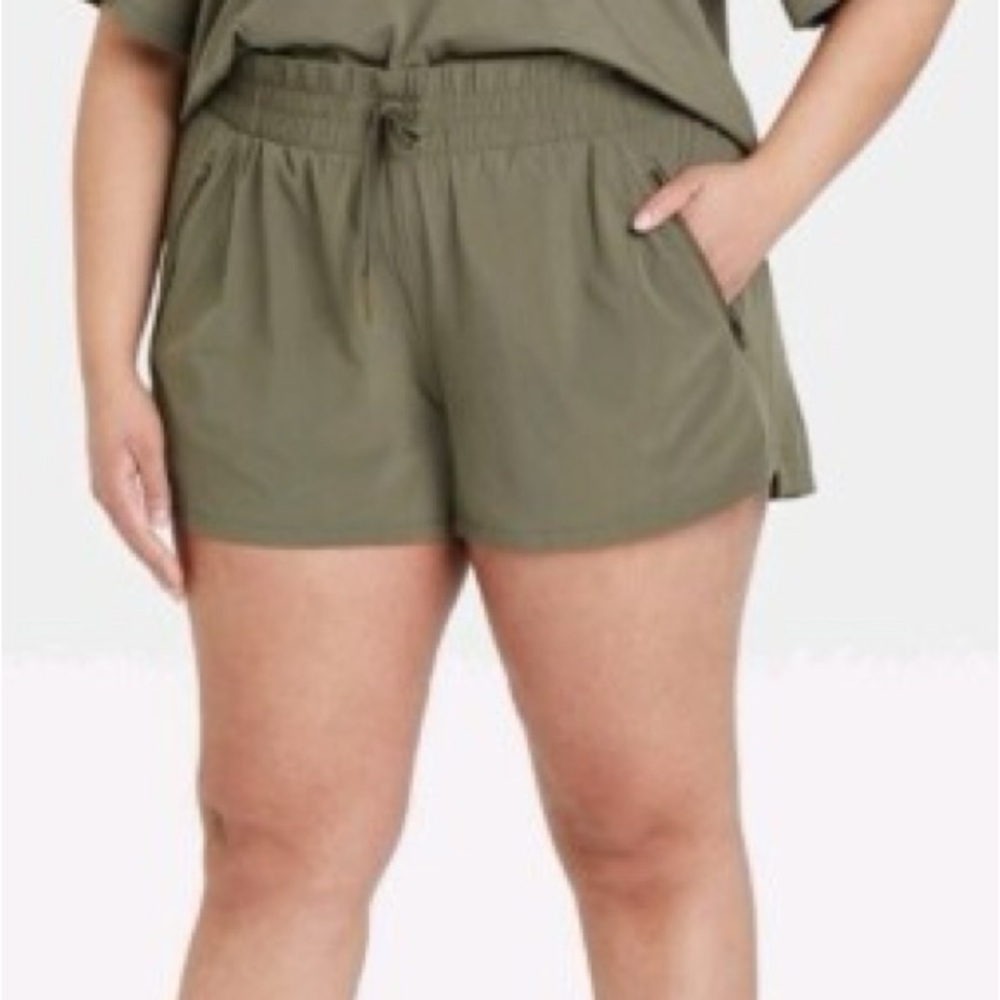 All in Motion Womens Stretch Mid Rise Shorts Moss Green XL